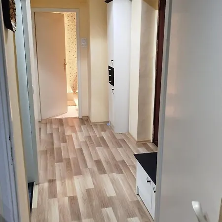Comfortable In Apartment *